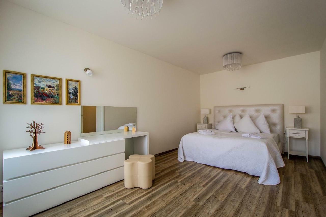 Unique Charles Bridge 2Bdr Apartment. Praha Exteriér fotografie
