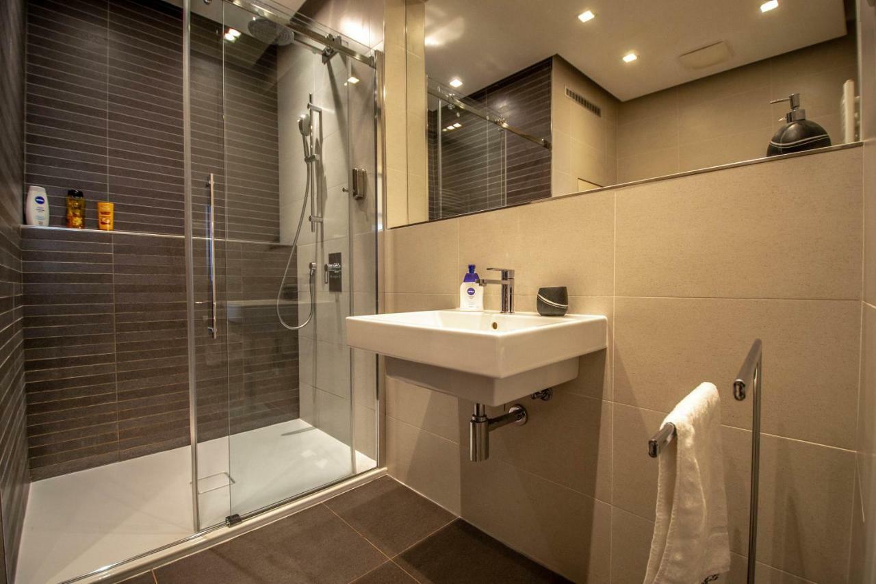 Unique Charles Bridge 2Bdr Apartment. Praha Exteriér fotografie